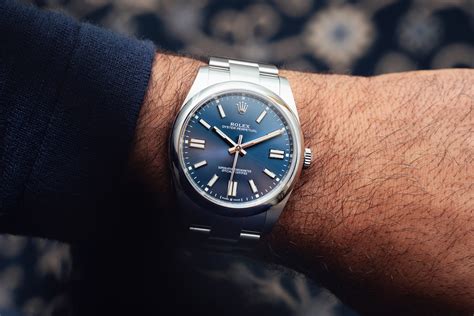 how to tell if a rolex oyster perpetual is real